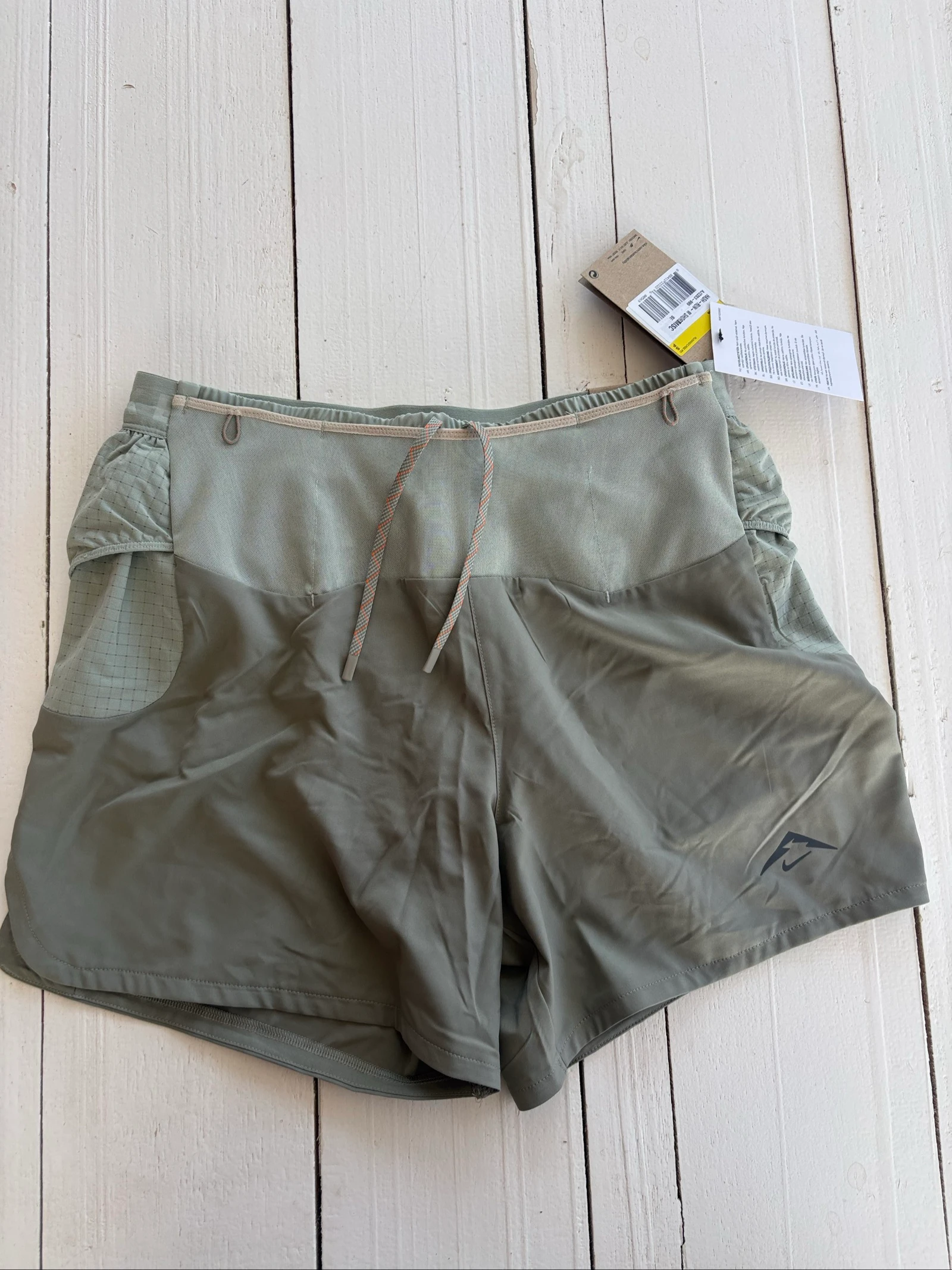 Pantalones cortos Nike Trail Dri-FIT Second Sunrise 5inch 